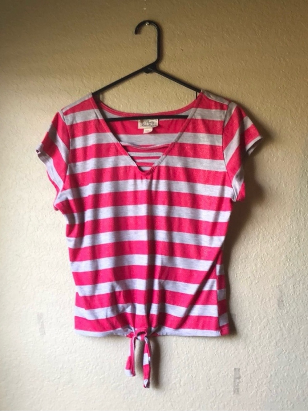 Pretty Rebellious Shirt Vintage Y2K Pink & Gray Stripe Tie Front Top Juniors Med